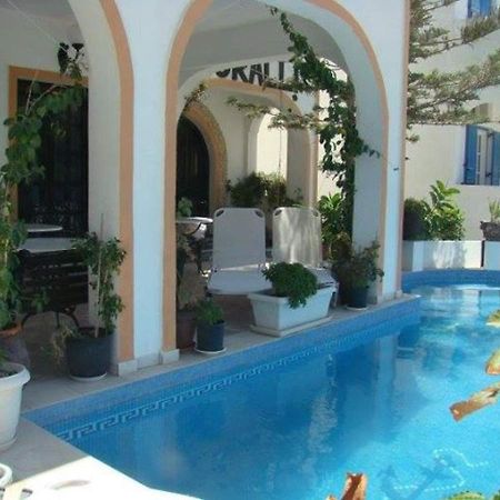 Hotel Koralli Kamári 외부 사진