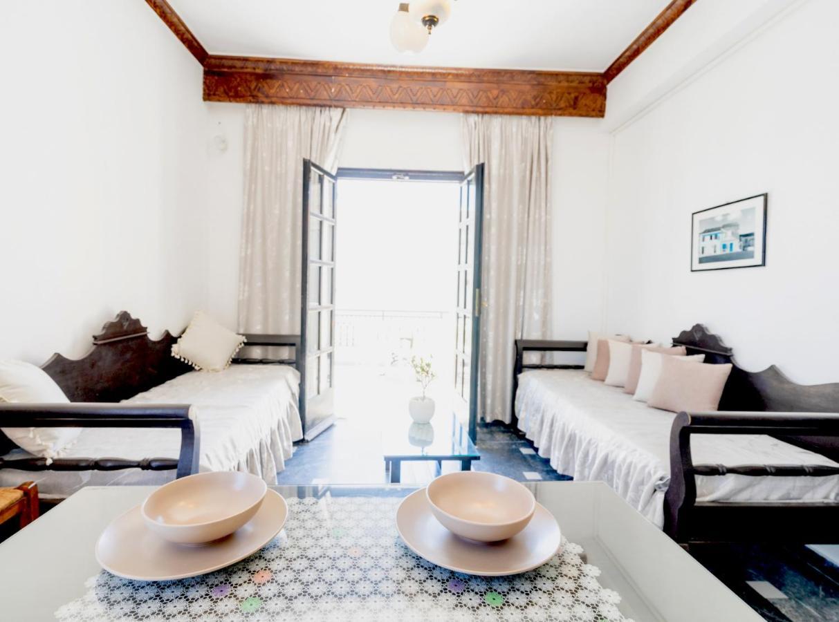 Hotel Koralli Kamári 외부 사진