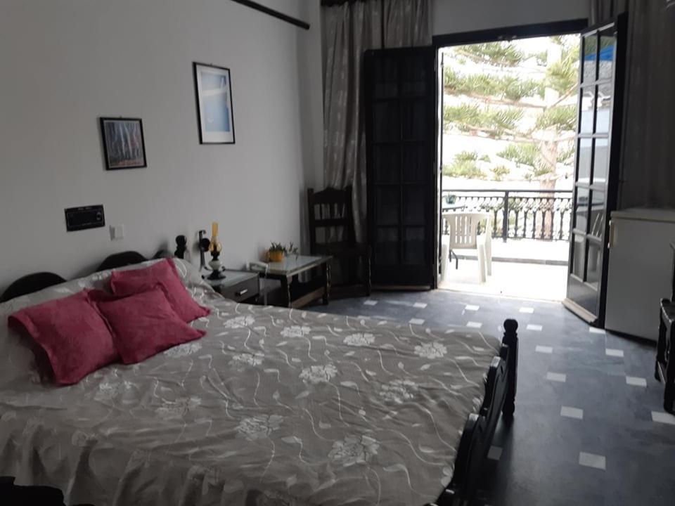 Hotel Koralli Kamári 외부 사진