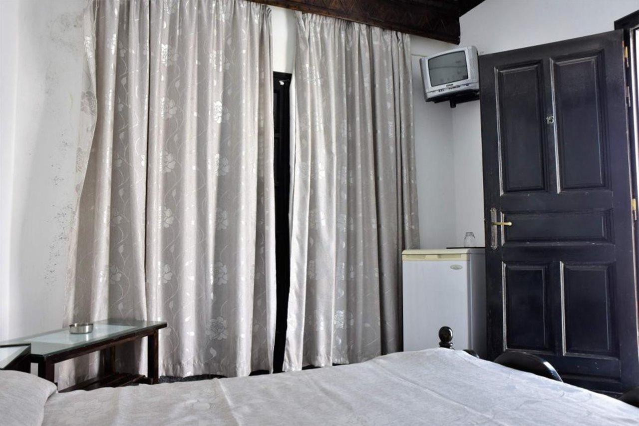 Hotel Koralli Kamári 외부 사진