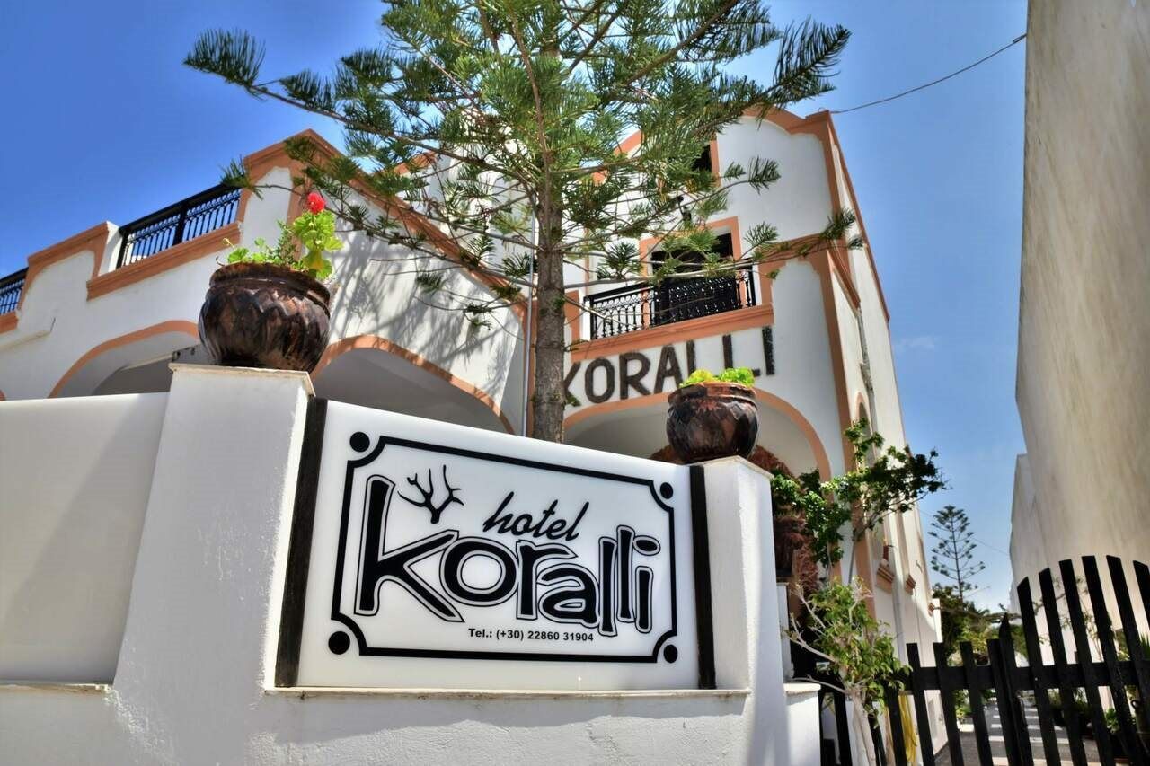 Hotel Koralli Kamári 외부 사진